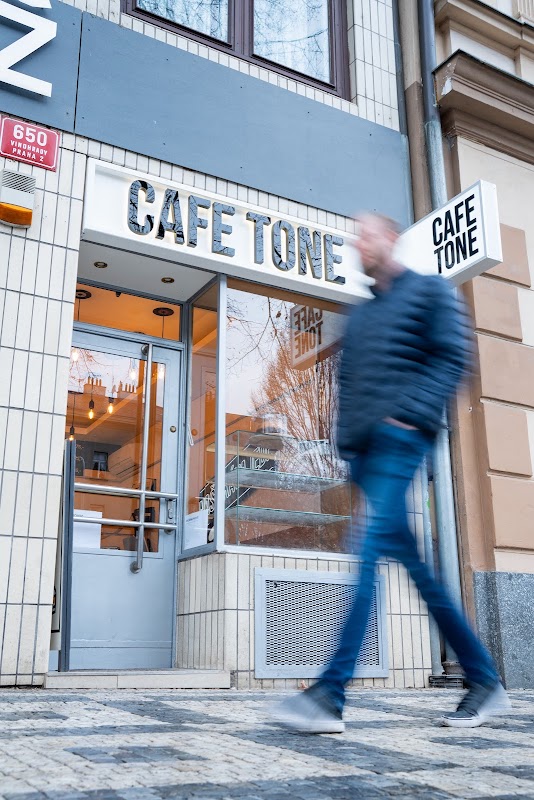CAFE TONE Tylovo náměstí hero
