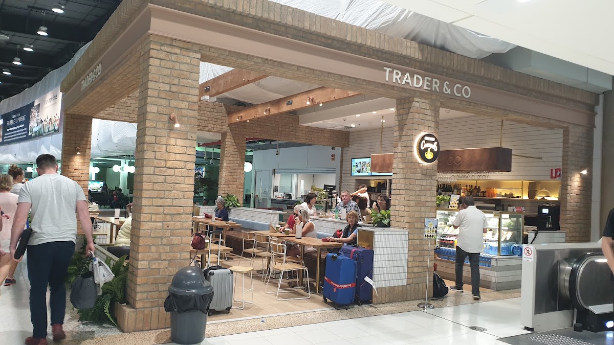 Trader & Co Cafe hero