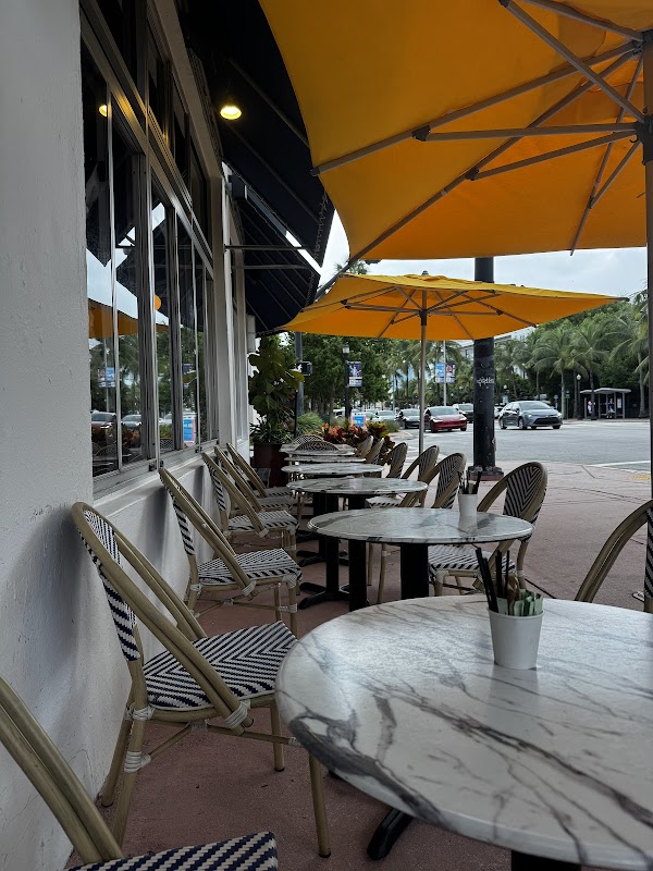 Cafe Fleur - Café & Beignet Titelbild