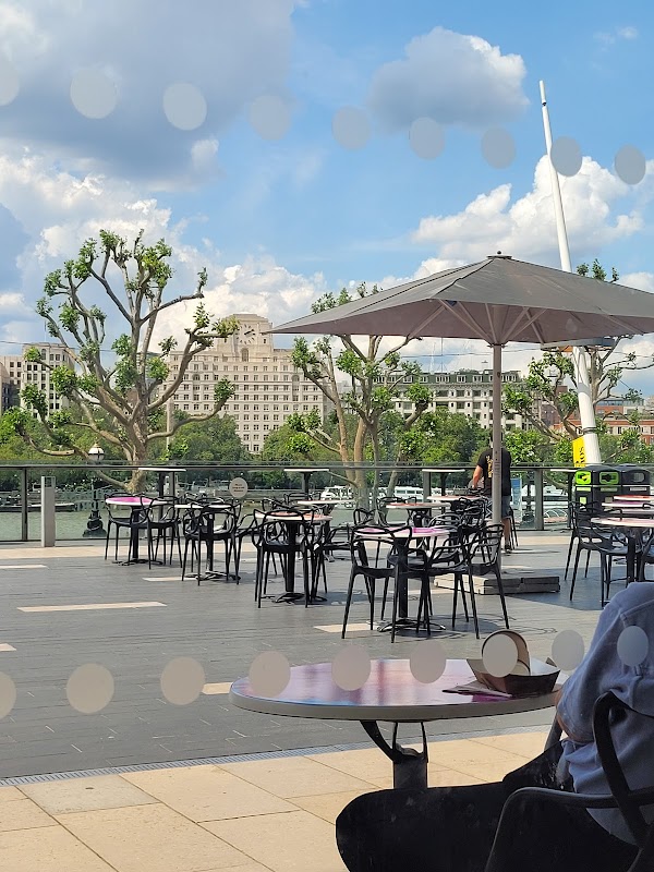 Riverside Terrace Cafe ヒーロー画像