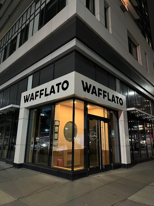 Wafflato | Cafe & Lounge ヒーロー画像