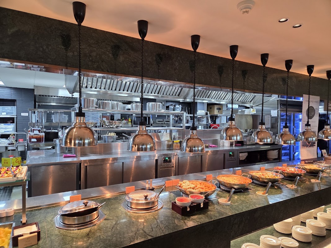 Matina Lounge T1 East ヒーロー画像