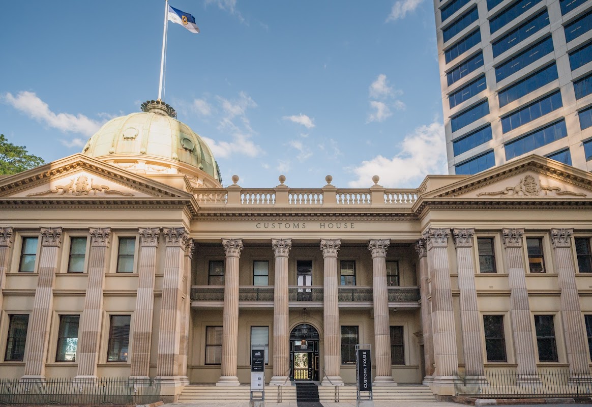 Customs House ヒーロー画像