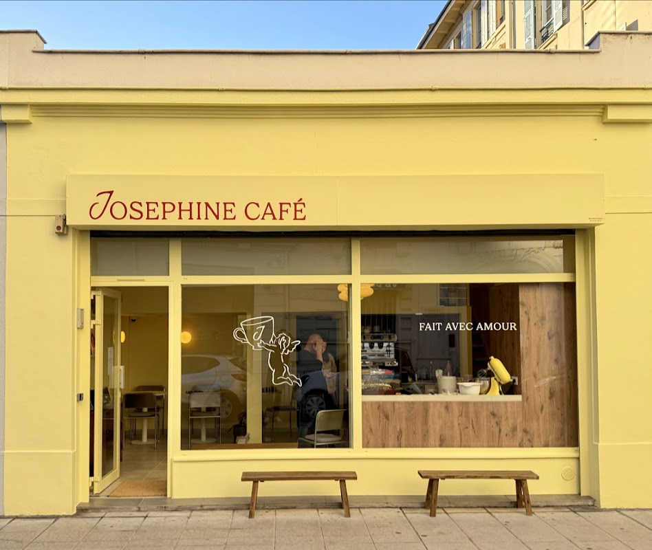 Joséphine café hero