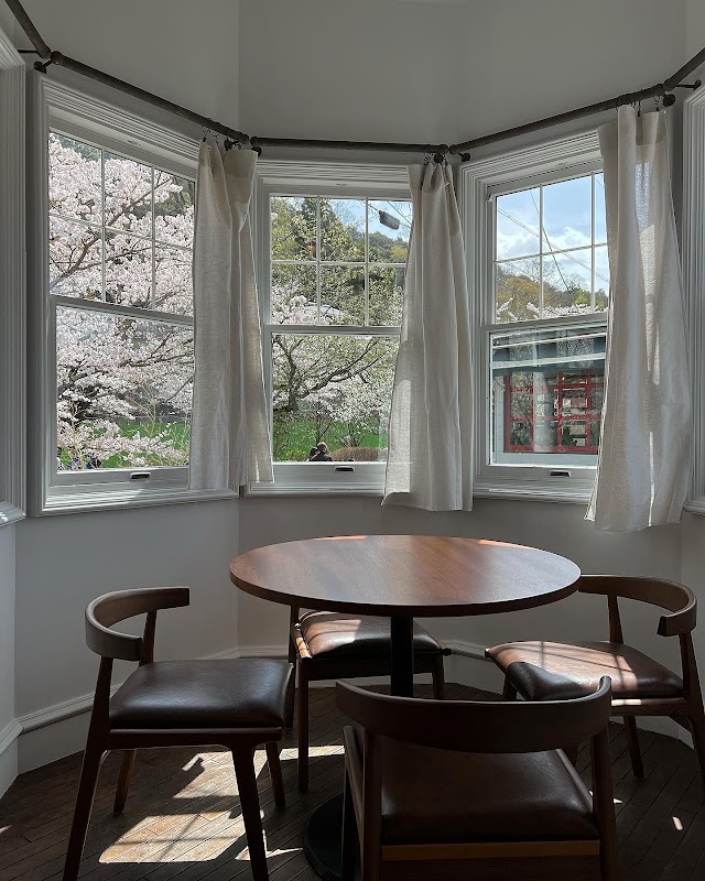 Cafe Mercredi Titelbild