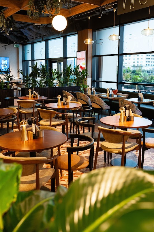 Waterfront Street Kitchen & Bar hero