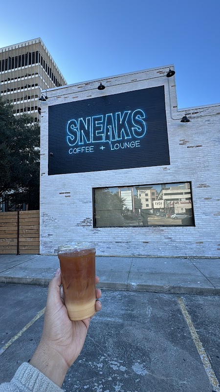 Sneaks Coffee Lounge hero