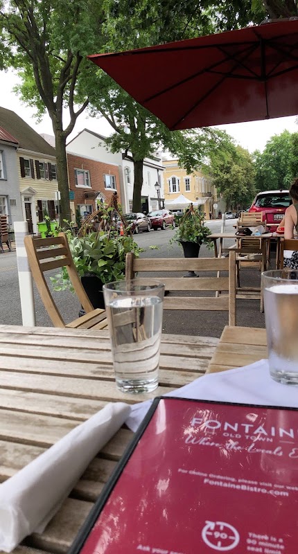 Fontaine Caffe & Creperie Titelbild