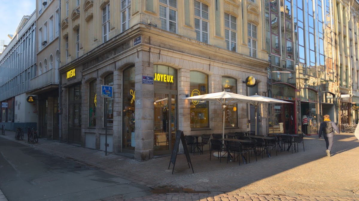 Café Joyeux Titelbild