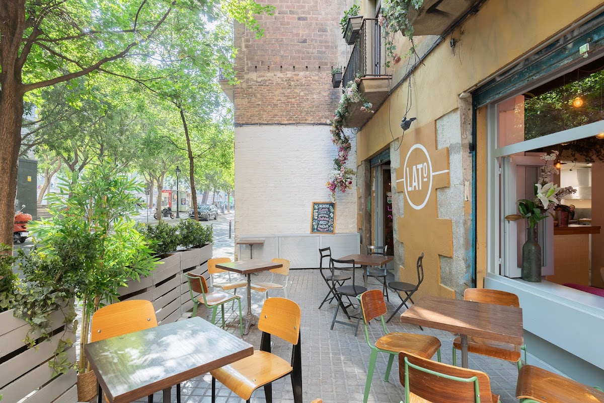 Foto principal de Lato - Born