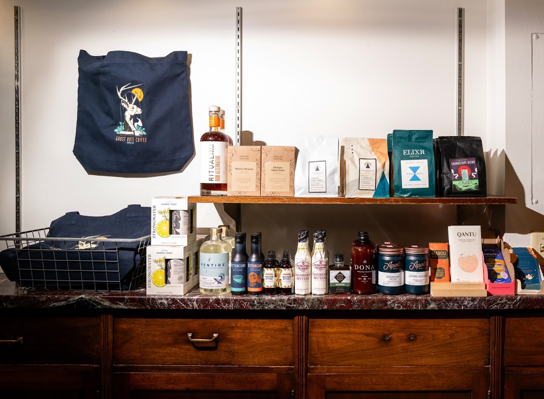 Ghost Note Coffee (Seattle Tower) hero