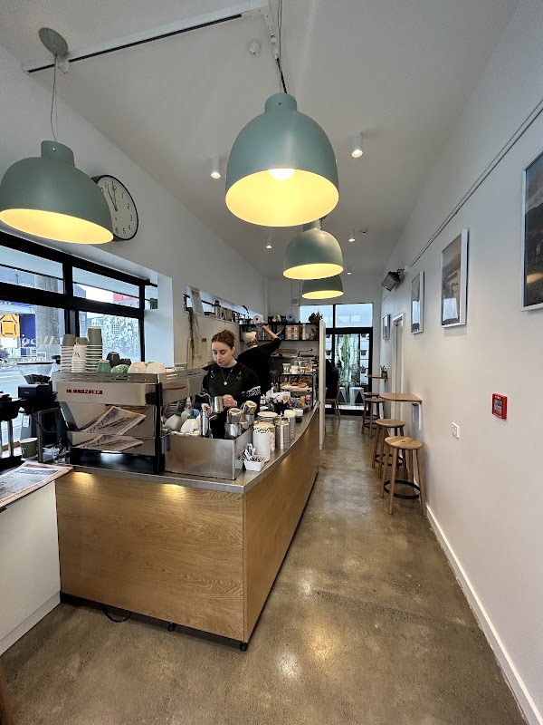 West Two Espresso Titelbild