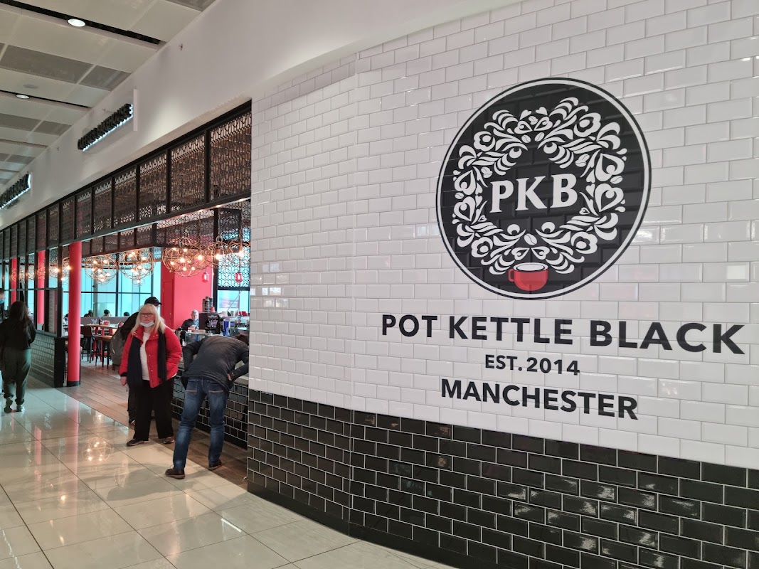 Photo principale POT KETTLE BLACK - Terminal 2