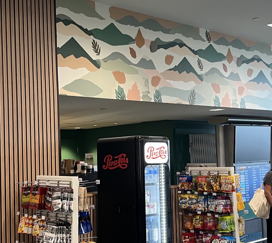 Pacific Coast News Cafe Titelbild