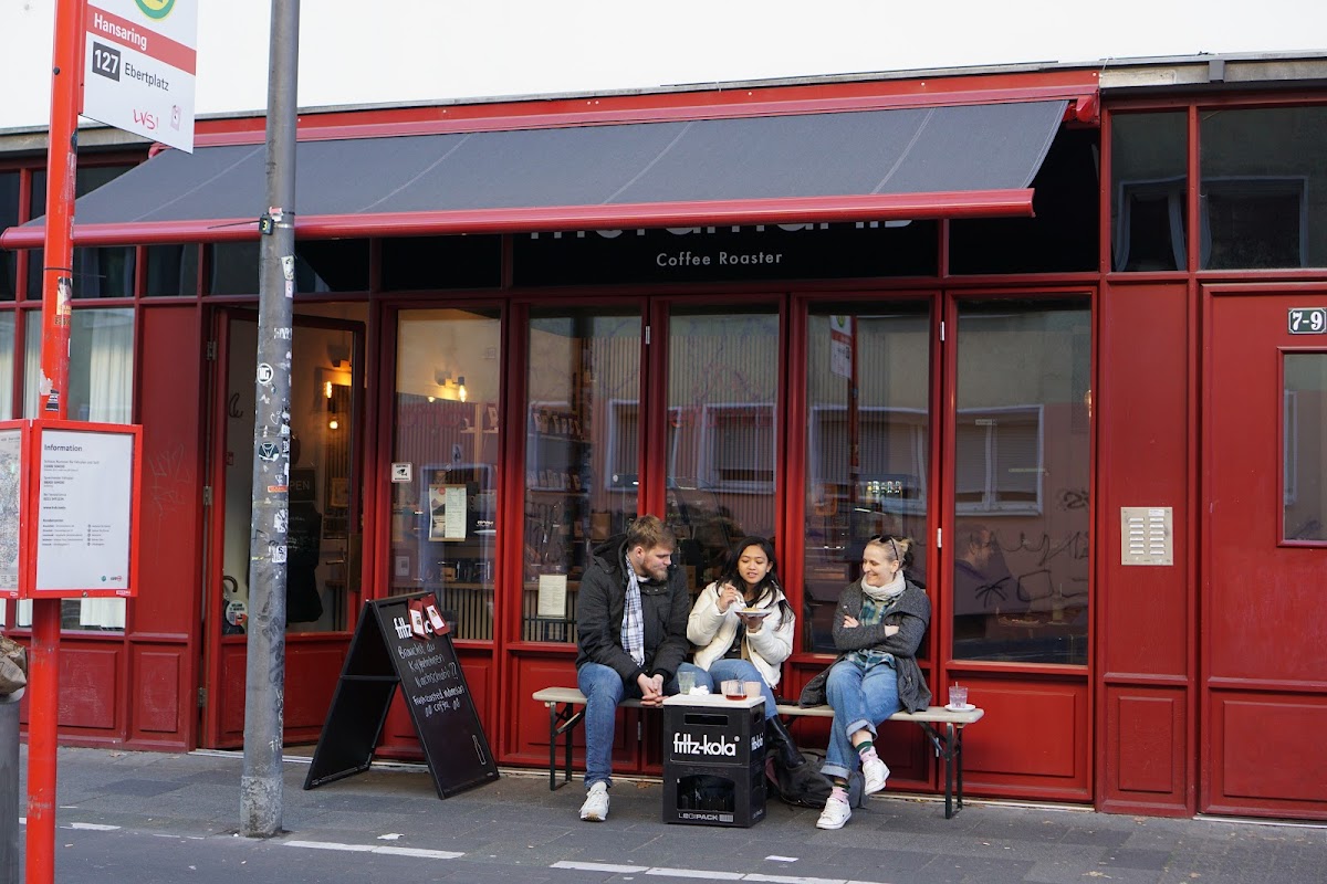 Meramanis Coffee Roaster ヒーロー画像