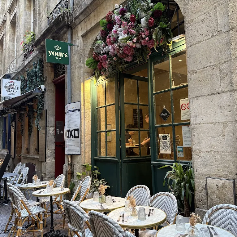 Foto principal de Yours Café