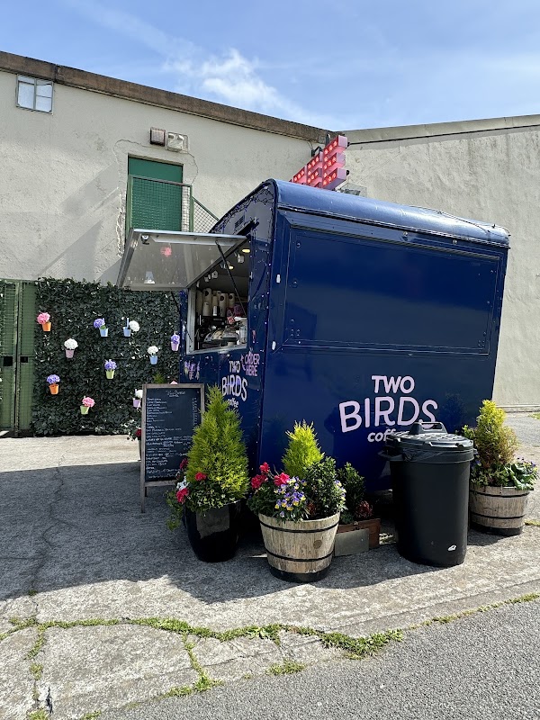 Two Birds Coffee ヒーロー画像
