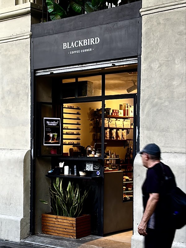 BLACKBIRD Coffee Corner ヒーロー画像