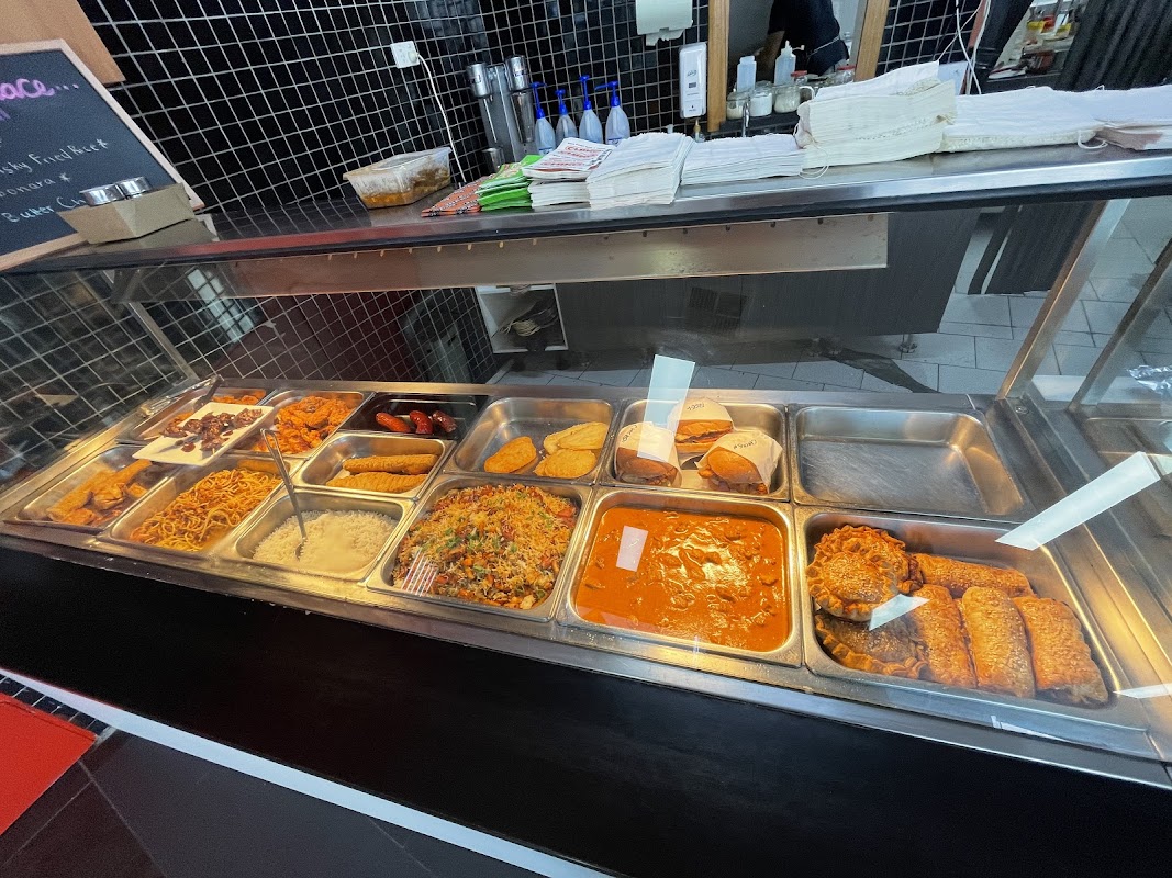 World cafe restaurant ヒーロー画像