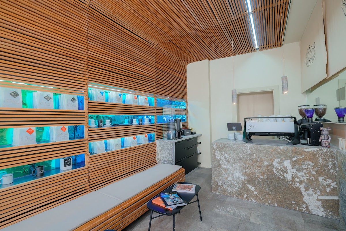 Man versus Machine Coffee Roasters & Ceremonial Grade Matcha hero