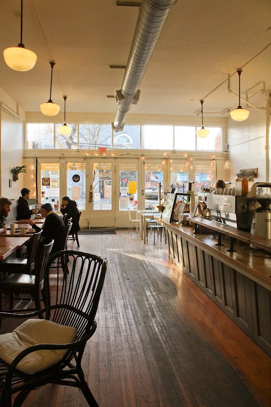 Posies Bakery & Cafe hero