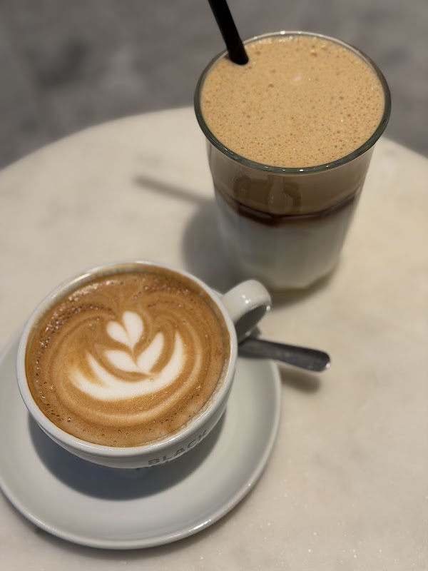 Coffee and Bagels ヒーロー画像