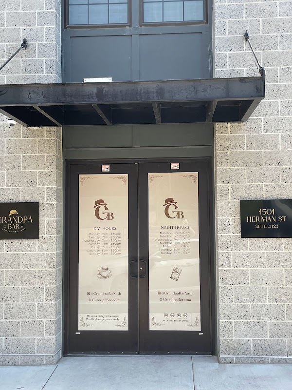 Grandpa Bar - Coffee & Cocktails hero