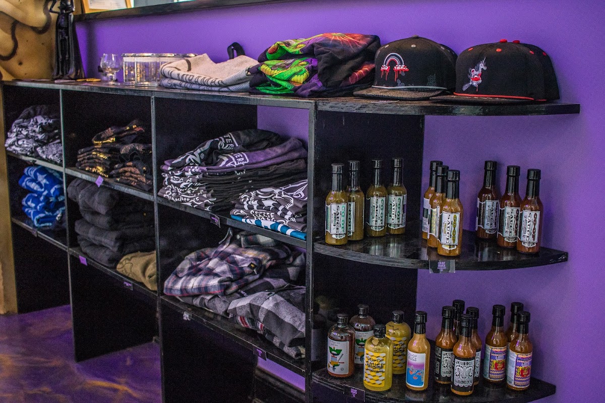 Dark Matter Coffee - Meddle Coffee Bar ヒーロー画像