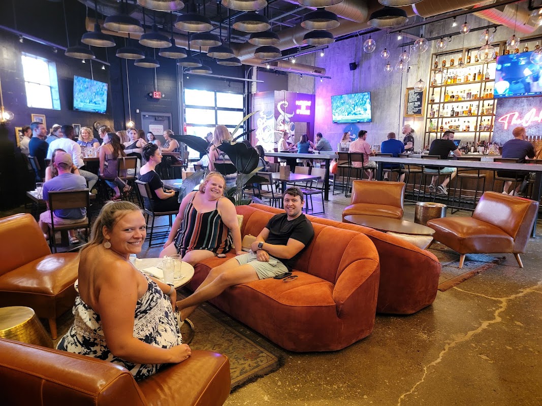 The Oakmont ヒーロー画像