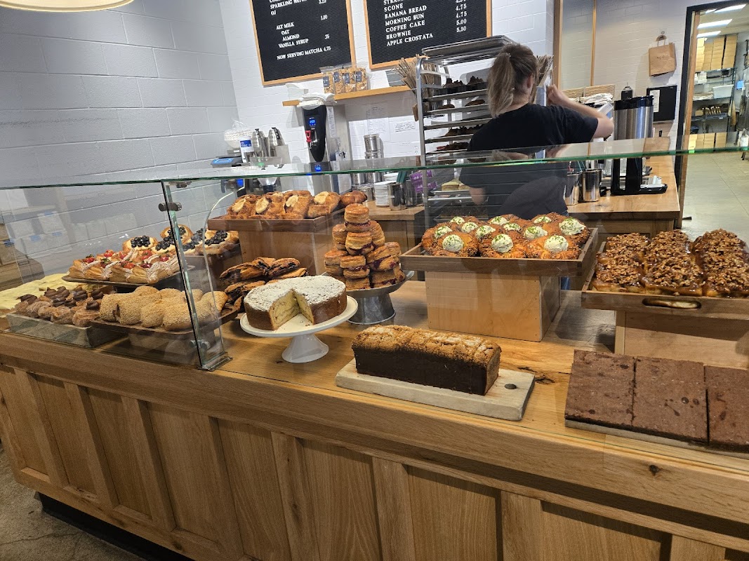 Fox in the Snow Cafe Titelbild