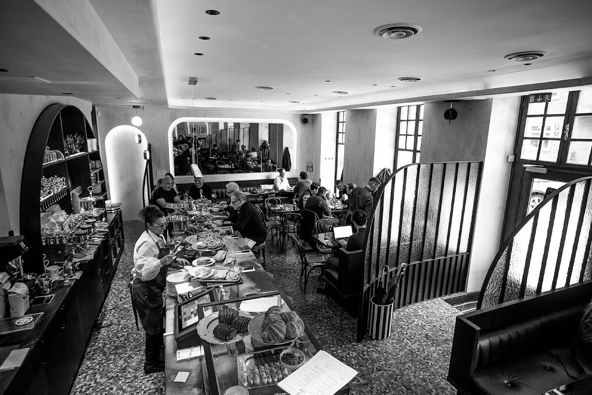 Foto principal de Café Saturnus