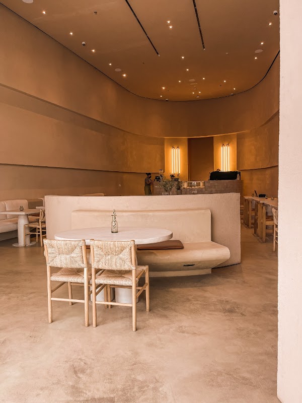 Hoof Dubai Mall ヒーロー画像