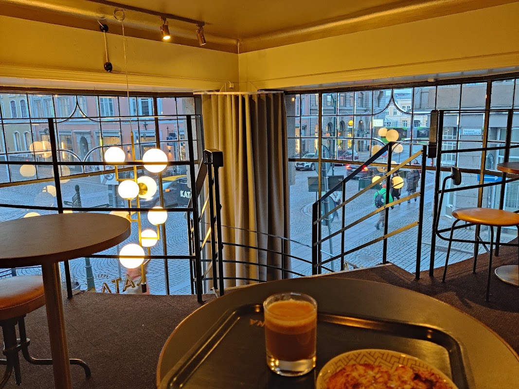 Konditori Katarina hero