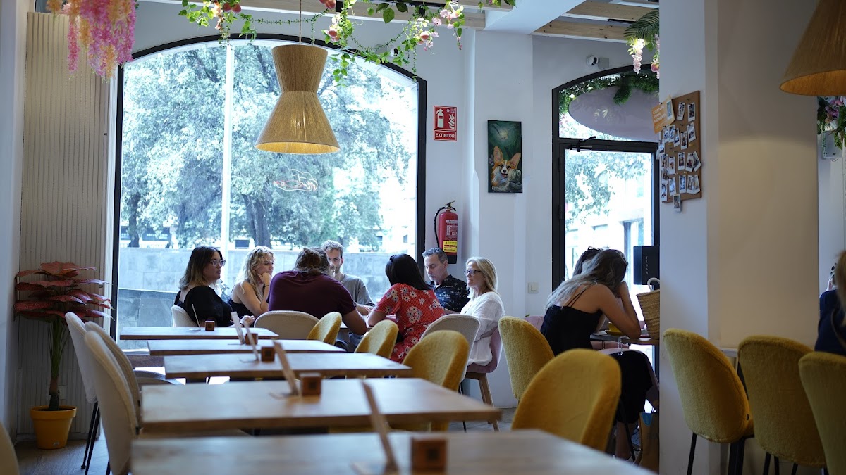 Photo principale Corgi Cafe | Gótico