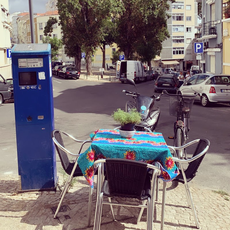 Photo principale PENTAGON - Specialty coffee / Vegetarian food / Natural wine / Affordable art